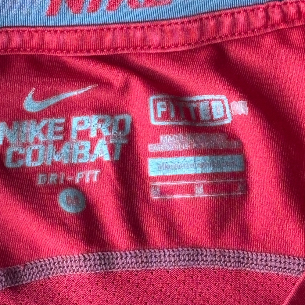 Nike Pro Combat Dri-FIT Short Sleeve Athletic T-Shirt - Picture 4 of 9